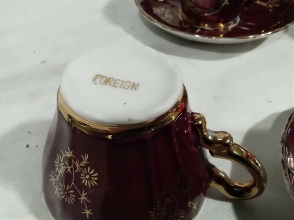 lot 071 11 piece foreirgn tea set - Image 3