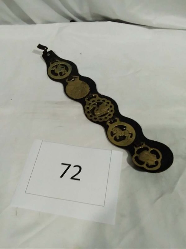 lot 072 horse brasses - Image 2