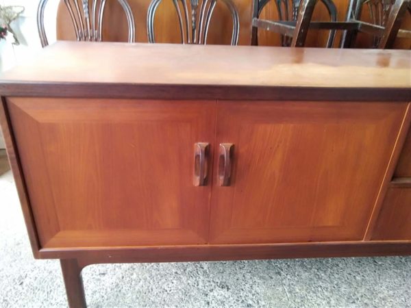 lot 075 vintage sideboard - Image 2