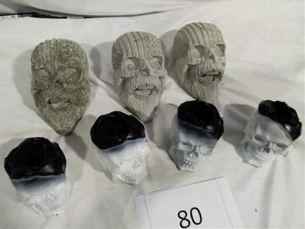 lot 080 3x Route 66 skulls & 4x skull candles - Image 3