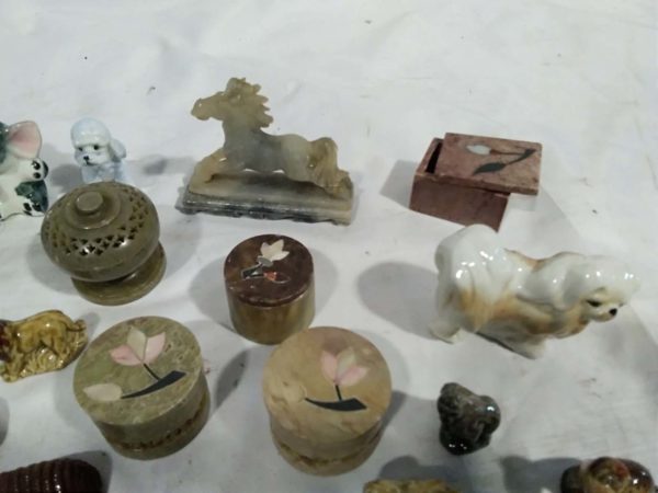 lot 096 Wade animals , stone trinket pots etc - Image 5