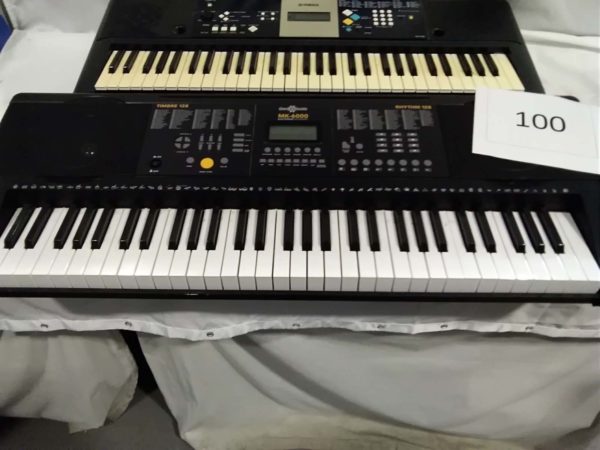 lot 100 2 keyboards Yamaha & gear 4 Music - Image 6