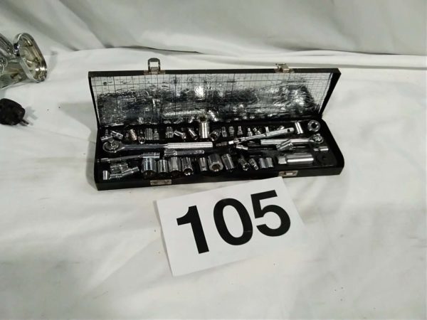 lot 105 socket set