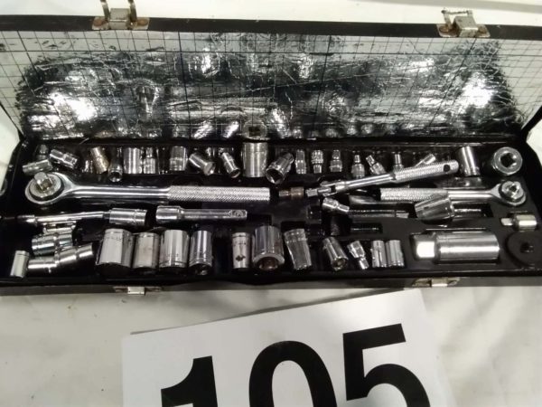 lot 105 socket set - Image 2