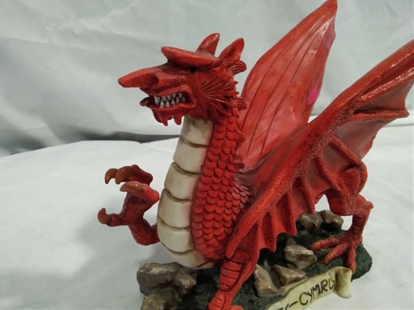 lot 124 Ornamental Welsh Dragon ( damaged leg) - Image 7