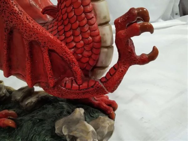 lot 124 Ornamental Welsh Dragon ( damaged leg) - Image 6