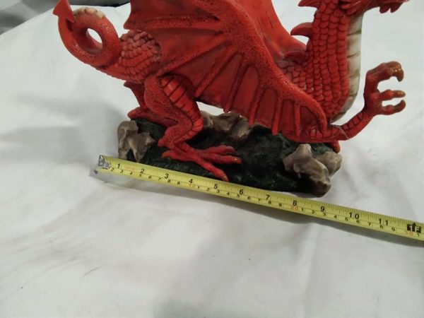 lot 124 Ornamental Welsh Dragon ( damaged leg) - Image 4