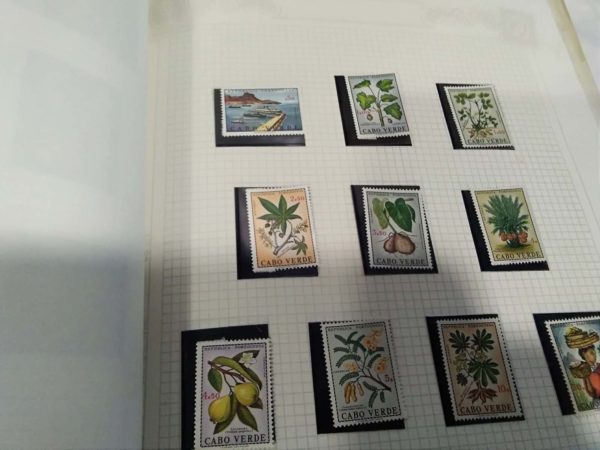 lot 135 stamp albums and contents - Image 5