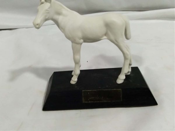 lot 152 pair Beswick horses spring time & adventure - Image 5