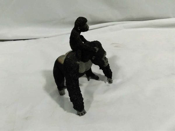 lot 154 Gorilla ornament - Image 4