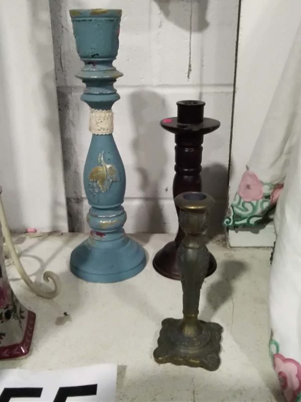 lot 155 assorted candle sticks & Candle holders - Image 3