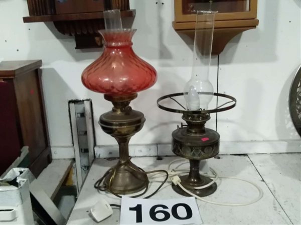 lot 160 oil lamps one with pink shade( converted to electric) - Image 3