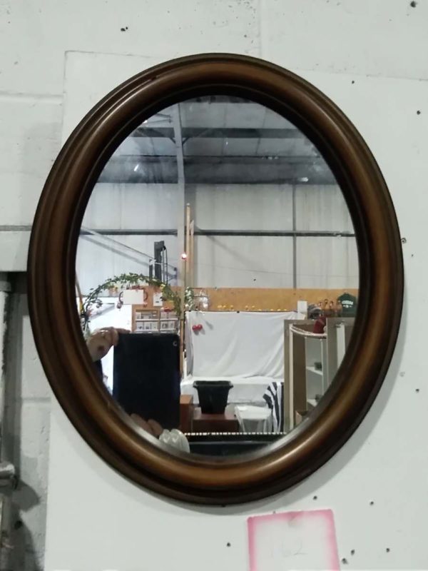 lot 161 oval mirror - Image 2