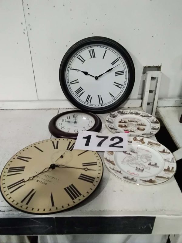 lot 172 Clocks & Collectors plates