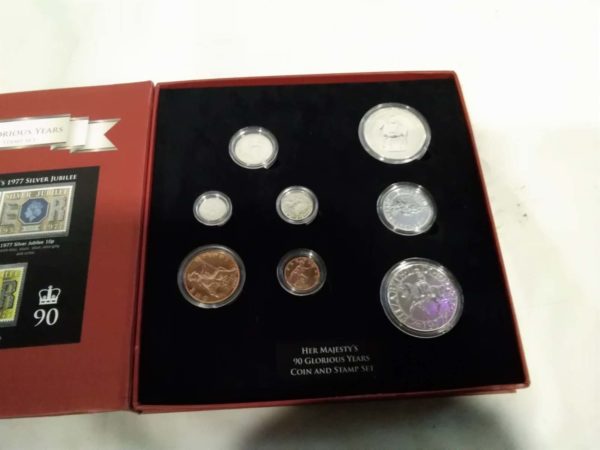 lot 189 Her Majesty’s 90 glorious years coin & stamp set - Image 5