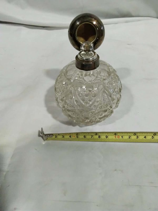 lot 190 antique cut glass sterling silver topped grenade perfume bottle - Image 3