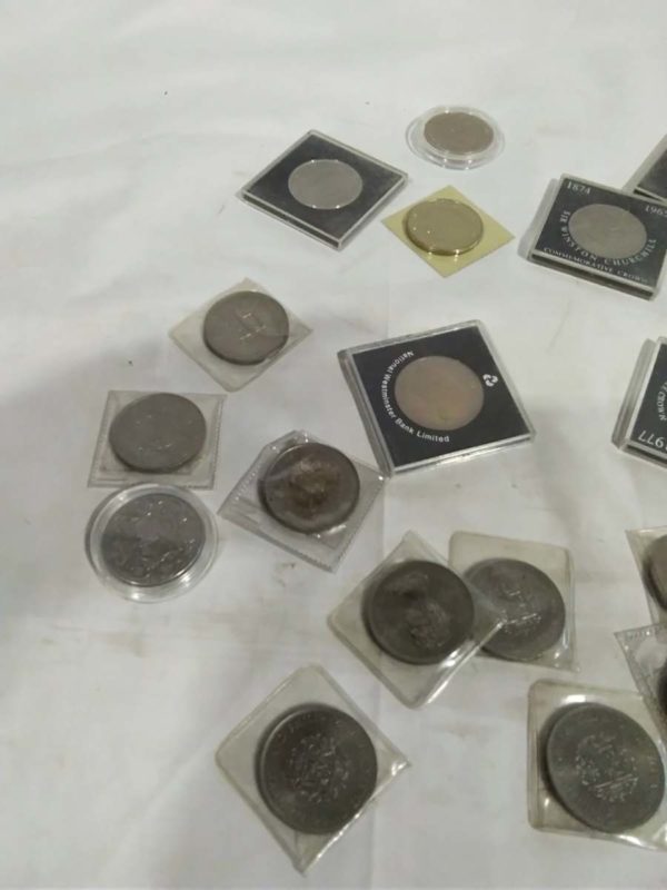 lot 191 quantity of commemorative coins - Image 2