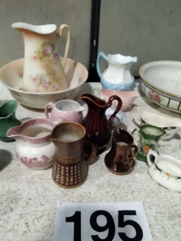 lot 195 vintage China jugs & stoneware items - Image 6