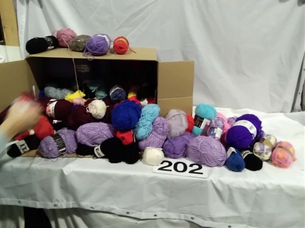 lot 202 box of new & used double knit wool