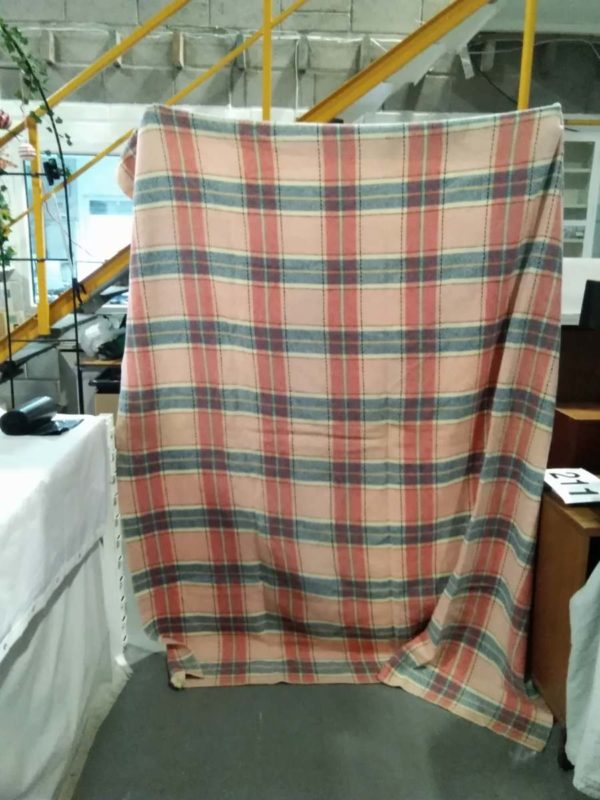 lot 210 vintage checked pink & blue check Welsh blanket by Gwili Mills (some marks & small holes)