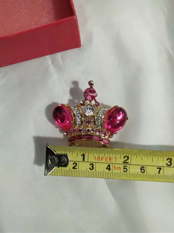 lot 221 boxed Butler & Wilson Crown crystal brooch - Image 3