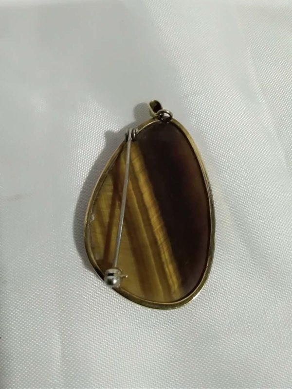 lot 232 9ct gold large tigers eye pendant/brooch - Image 5