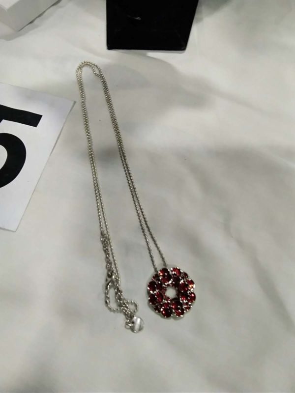 lot 255 Poppy necklace - Image 3