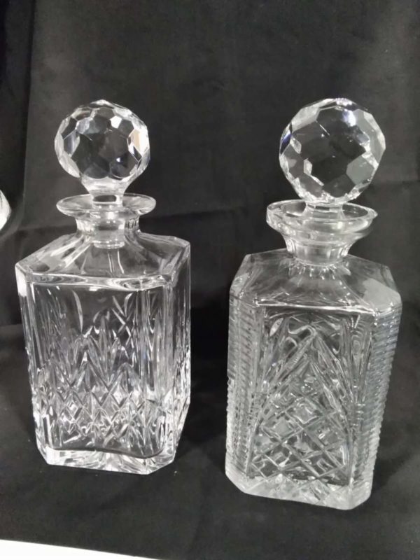 lot 271 2 crystal glass decanters ( square design)