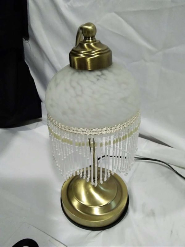 lot 275 touch lamp with glass shade & bulb - Image 3