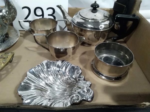 lot 293 quantity of plated ware inc 3 piece tea set & brass Trivet - Image 4