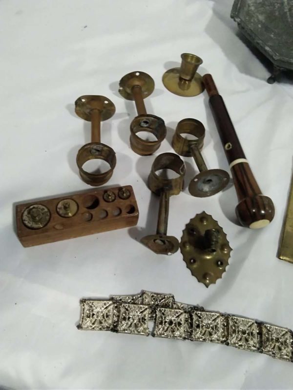 lot 302 metal items , metal belt dish etc - Image 2