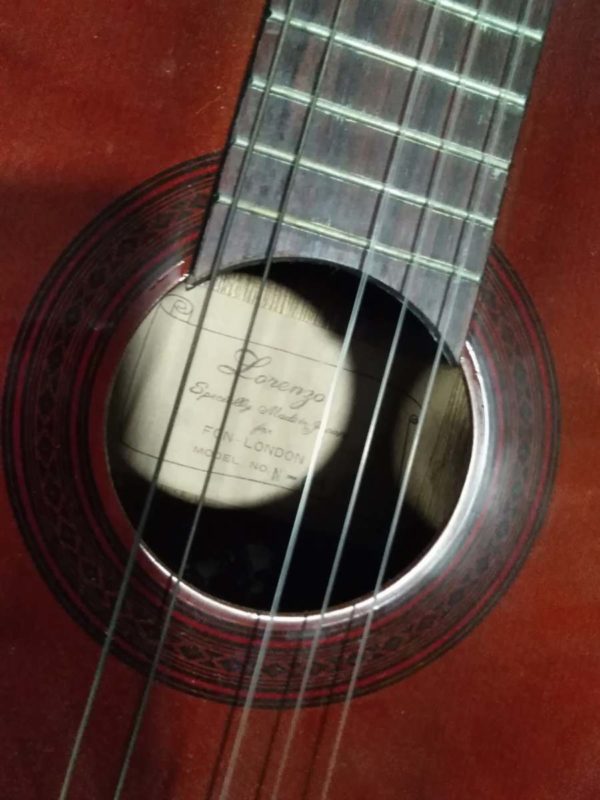 lot 305 Acoustic Guitar - Image 5