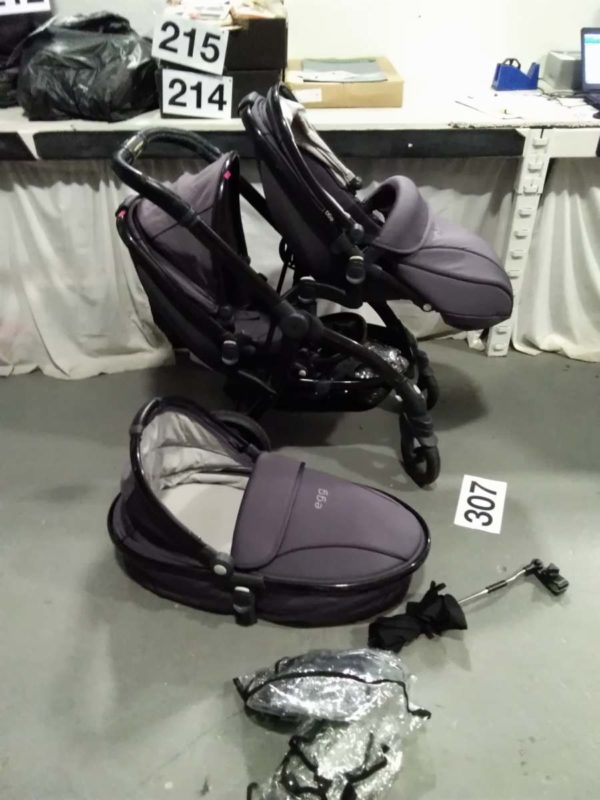 lot 307 Egg pram converts to single or double - Image 2