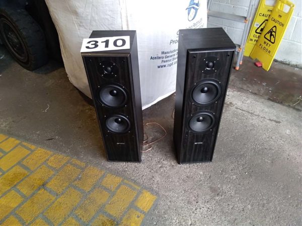 lot 310 pair of speakers