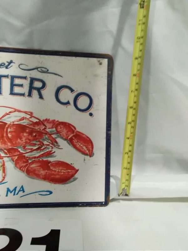 lot 321 metal Lobster sign - Image 4