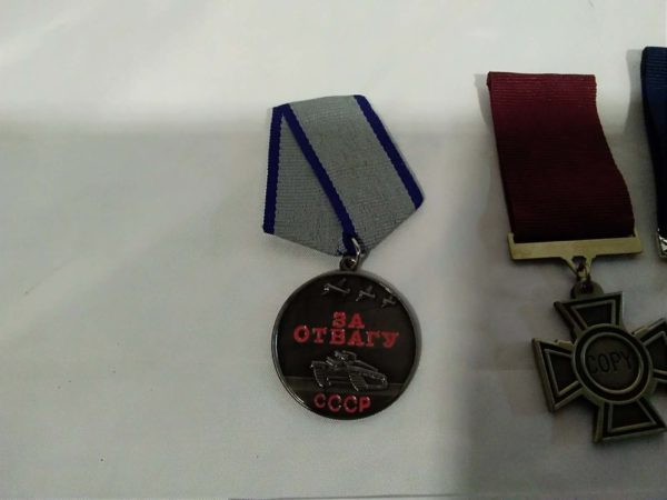 lot 341 boxed vintage French medal & 3 reproduction medals - Image 2