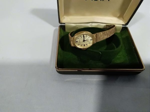 lot 342 gents & ladies watched including Sekonda - Image 3