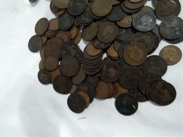 lot 343 quantity of coins - Image 2