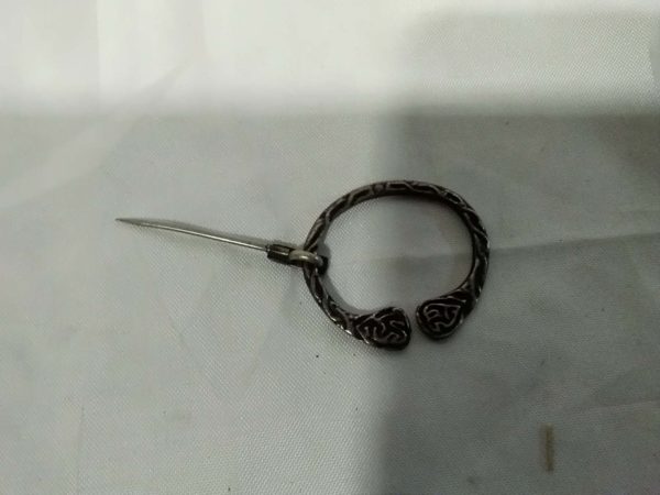 lot 350 vintage sterling silver brooch & shawl pin - Image 3