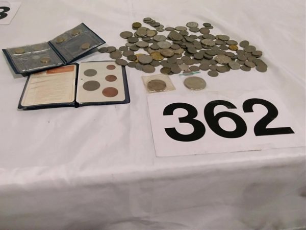 lot 362 Britians first decimal coins folders & various coins