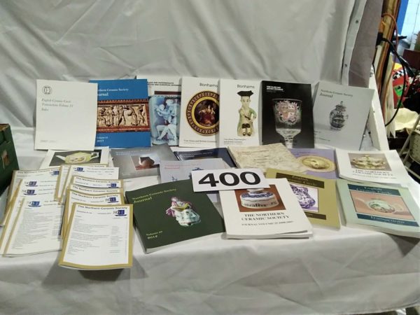 lot 400 Ceramic sales catalogues