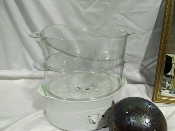 lot 413 house hold items steamer, mirror, glass ware, 6x paper weights etc - Image 4