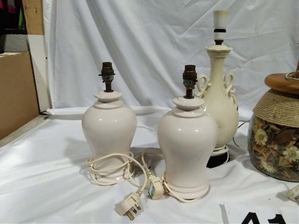 lot 414 assorted lamps - Image 8