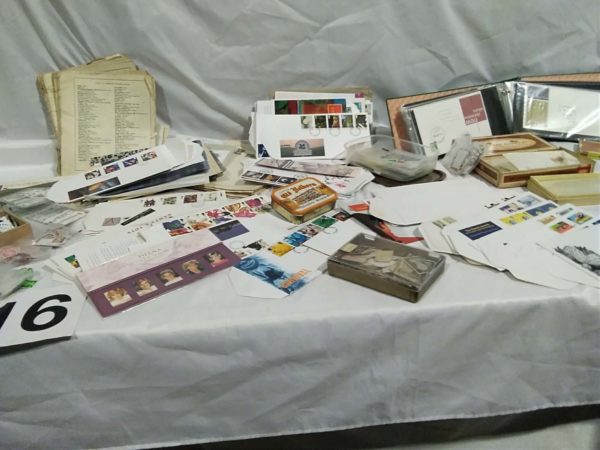 lot 416 loose stamps & first day covers - Image 10