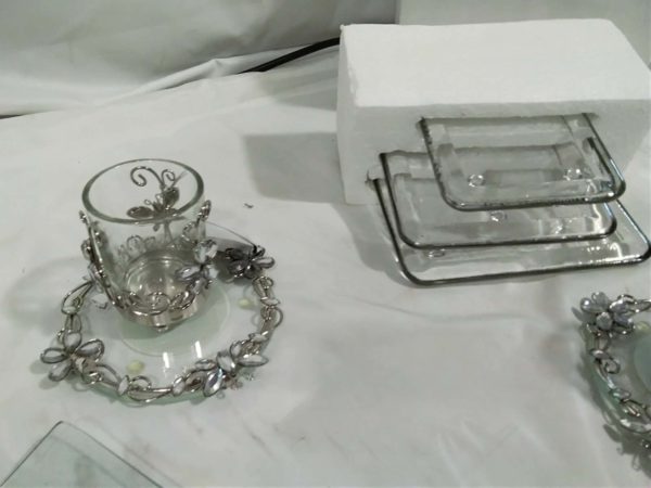 lot 419 glass candle holders & plates - Image 4