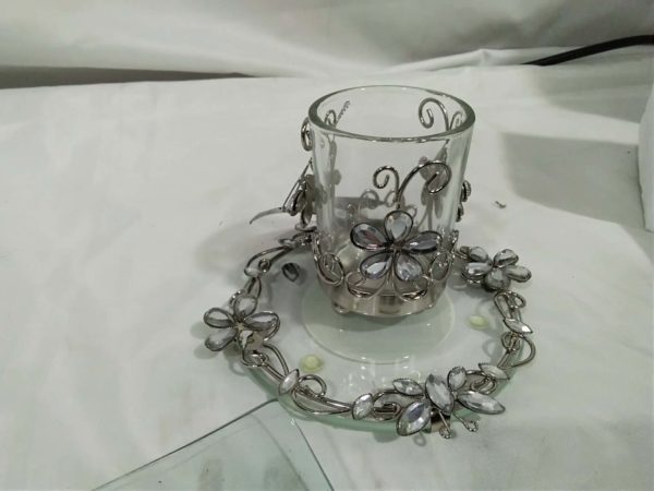 lot 419 glass candle holders & plates - Image 3