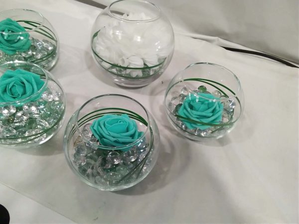 lot 420 table center pieces 4 small 1 large - Image 4