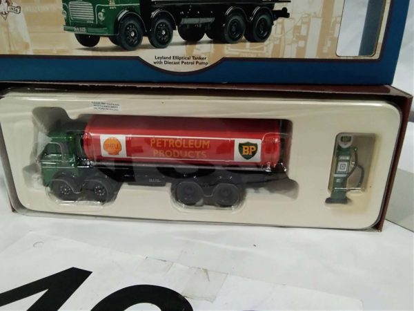 lot 423  Corgi Leyland Elliptical Tanker - Image 5