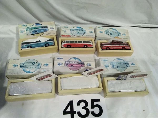 lot 435 6 Corgi Buses some still wrapped ( boxes Damaged)