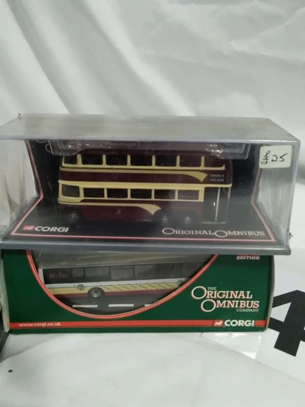 lot 436 6 x boxed Corgi bus models - Image 4